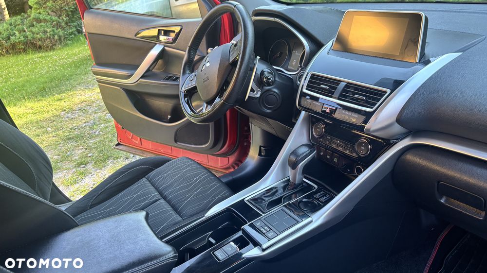 Mitsubishi Eclipse Cross 1.5 T Intense Plus CVT - 28