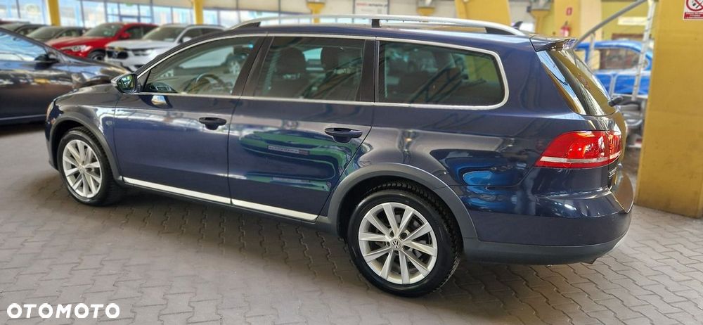 Volkswagen Passat Alltrack - 6