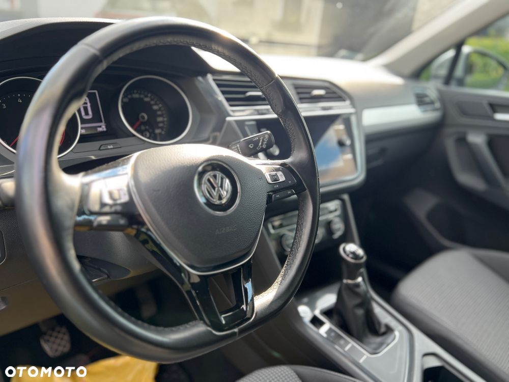Volkswagen Tiguan 1.5 TSI EVO Trendline - 15