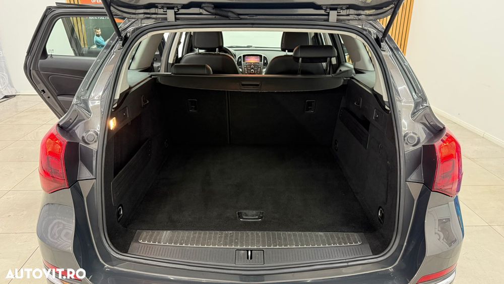 Opel Astra 1.4 Turbo ECOTEC Cosmo - 15