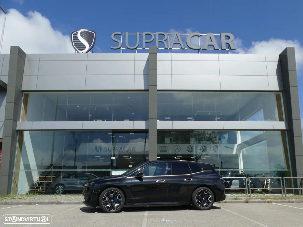 BMW iX xDrive 40 Pack Desportivo - 43