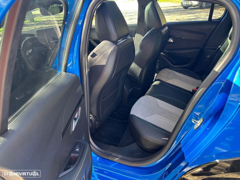 Peugeot e-208 GT Pack - 13