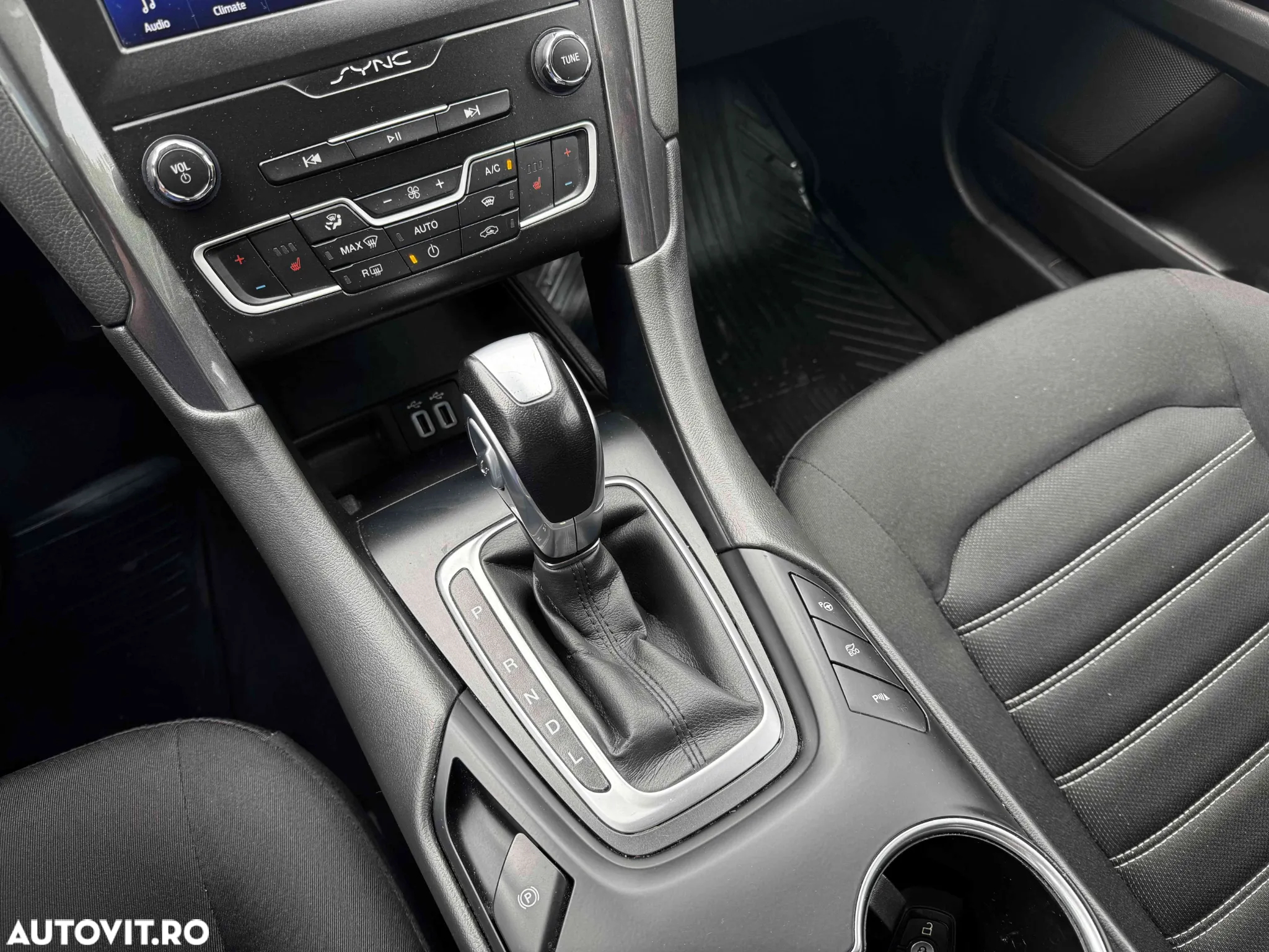 Ford Mondeo - 15