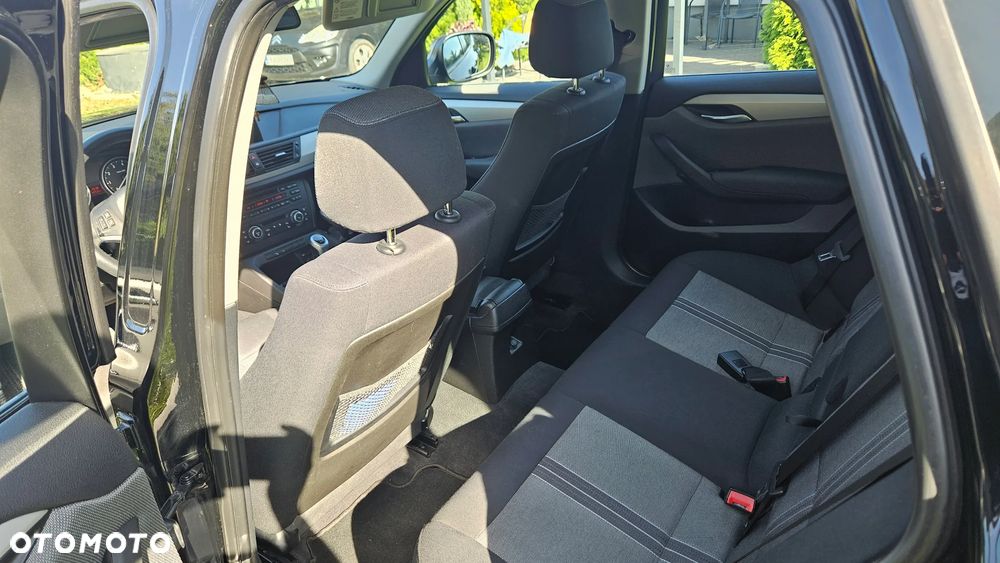 BMW X1 sDrive18i - 14