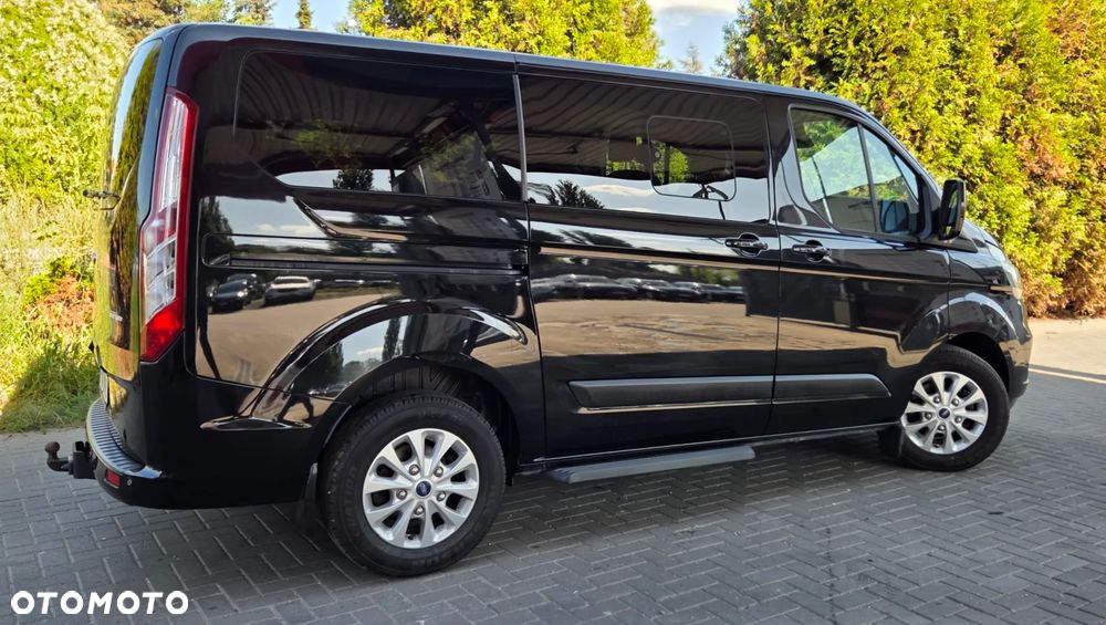 Ford Tourneo Custom 2.0 EcoBlue L1 Titanium - 18
