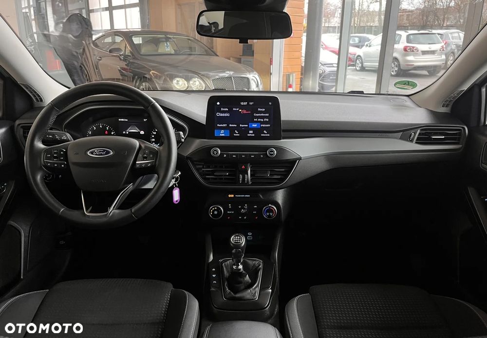 Ford Focus SW 1.0 EcoBoost Titanium ASS - 9