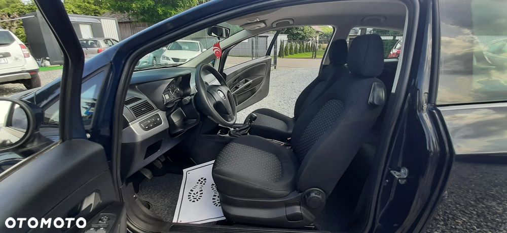 Fiat Grande Punto - 28