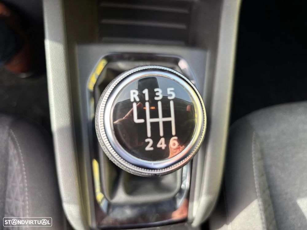 Renault Clio TCe 90 EQUILIBRE - 25