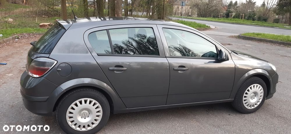 Opel Astra 1.7 CDTI - 4