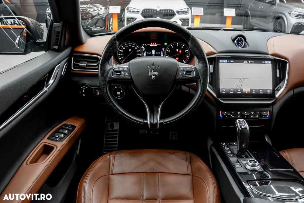 Maserati Ghibli GT Hybrid - 10