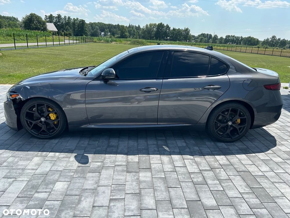 Alfa Romeo Giulia - 3