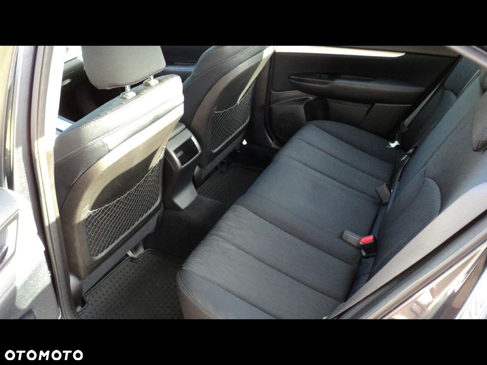 Subaru Legacy 2.0i Active AT - 11