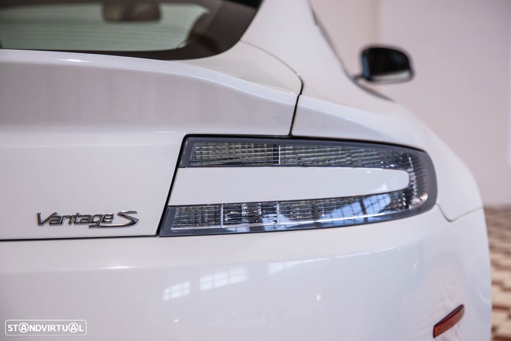 Aston Martin Vantage Coupe V8 S Sportshift - 16