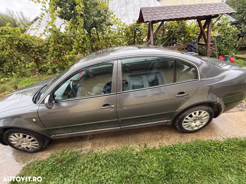 Skoda Superb 1,9TDI Classic - 12