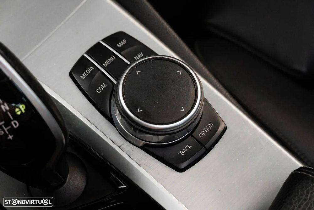 BMW 520 d ED Line Luxury - 23