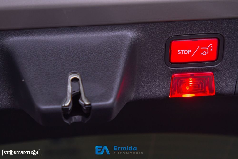 Mercedes-Benz CLA 250 - 56