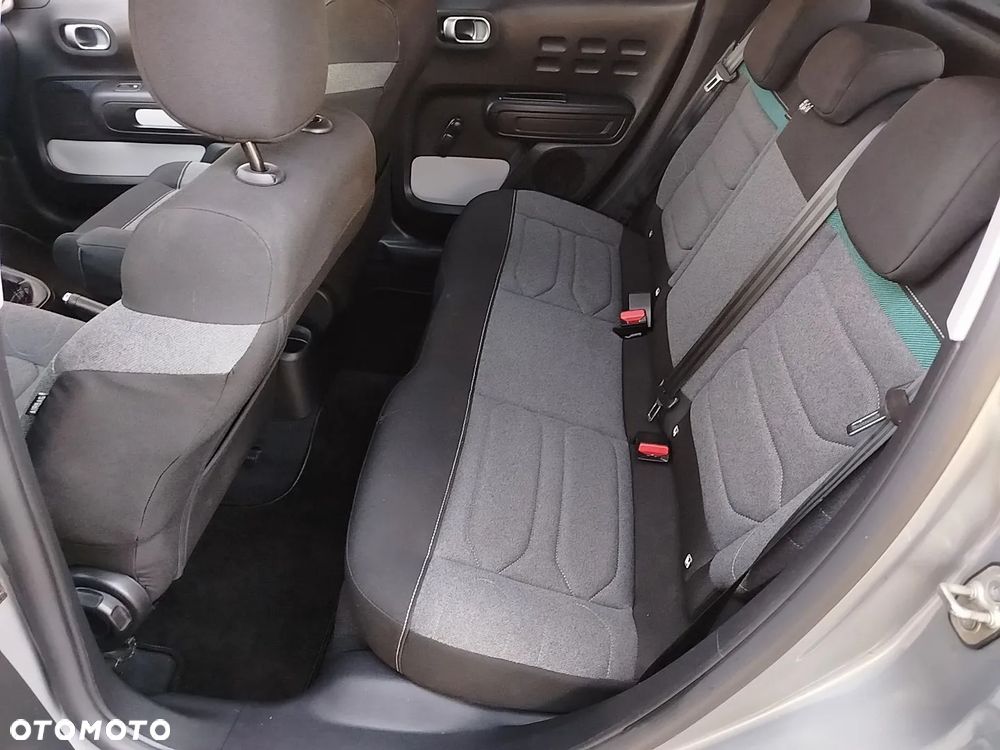 Citroën C3 1.2 PureTech Shine - 24