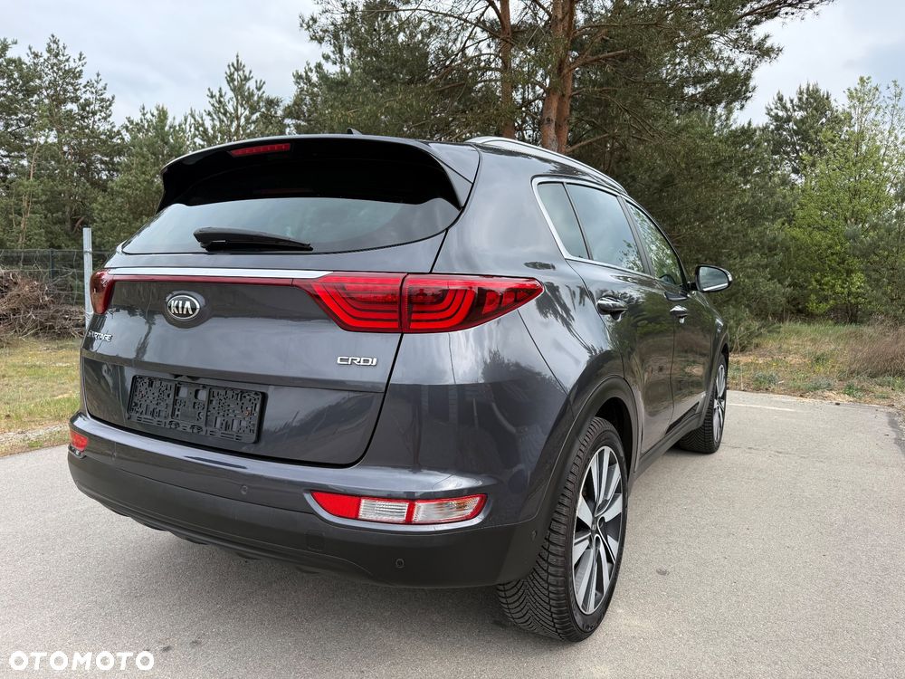 Kia Sportage 2,0 CRDI AWD Platinum - 4
