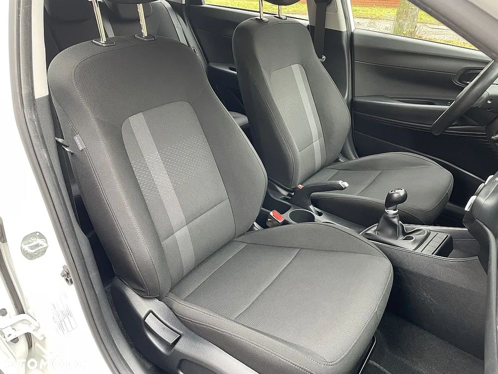 Hyundai i20 1.2 Modern - 30