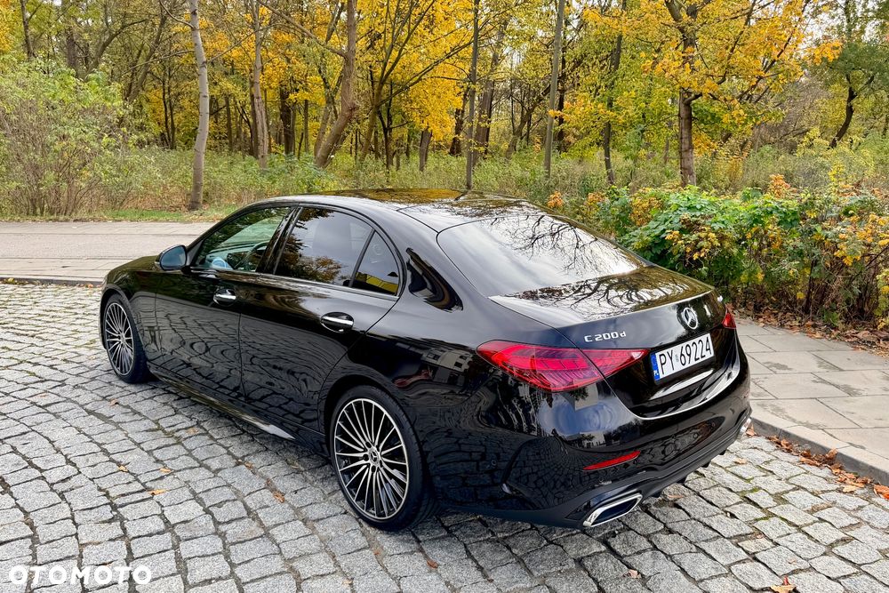 Mercedes-Benz Klasa C ver-200-d-mhev-amg - 3