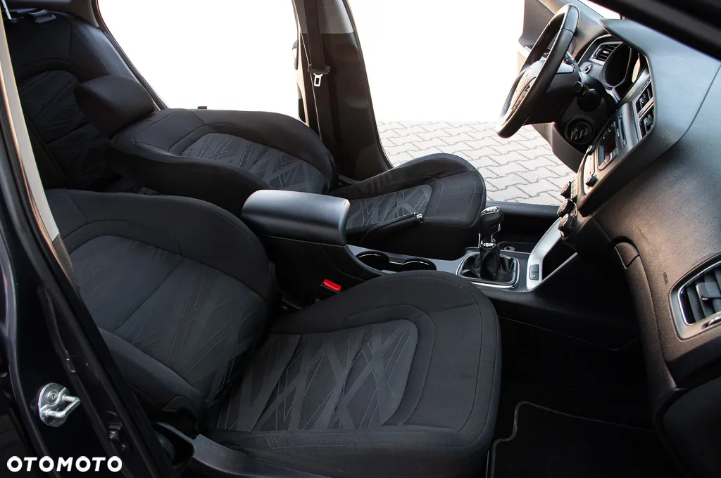 Kia Ceed Cee'd 1.6 CRDi XL - 31