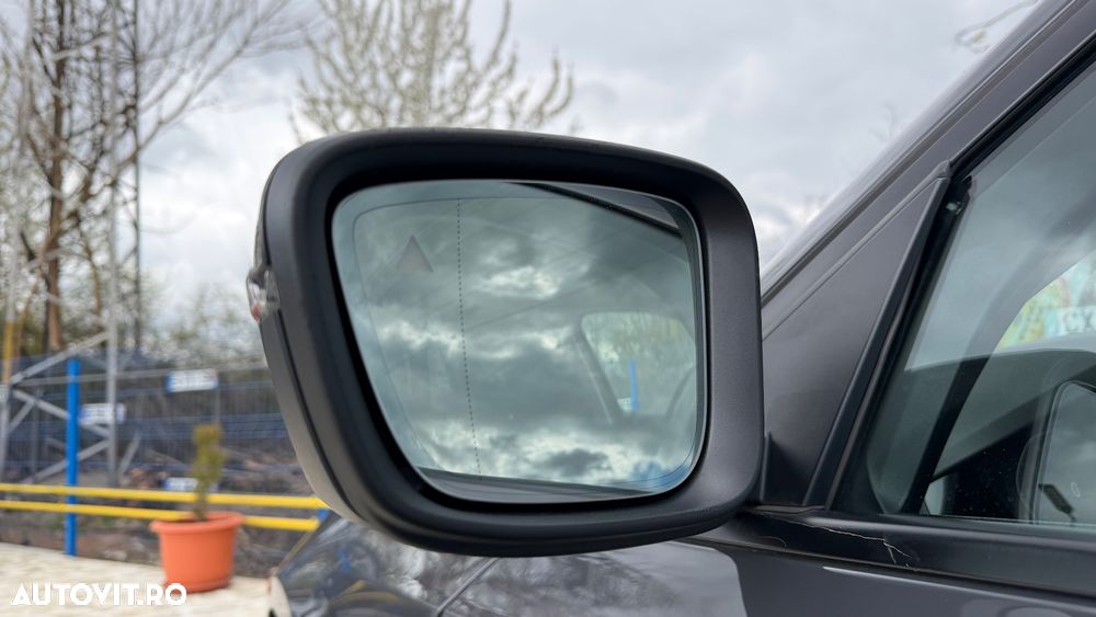 BMW Seria 3 320d xDrive Aut. Sport Line - 37