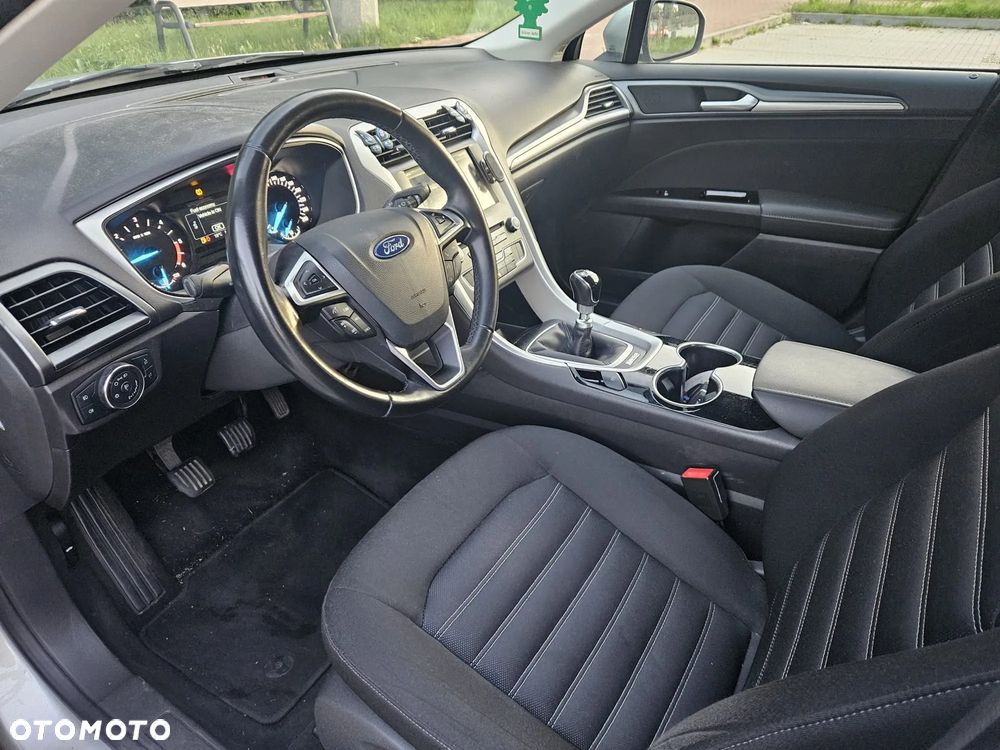 Ford Mondeo 1.6 TDCi Start-Stopp Titanium - 11