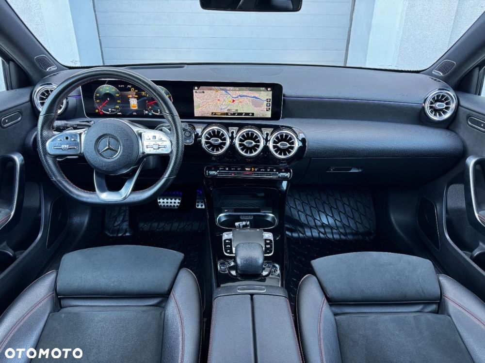 Mercedes-Benz Klasa A 250 7G-DCT AMG Line - 6