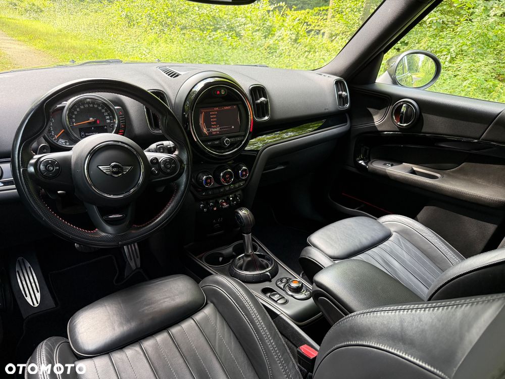 MINI Countryman Cooper SD ALL4 John Cooper Works Trim - 8