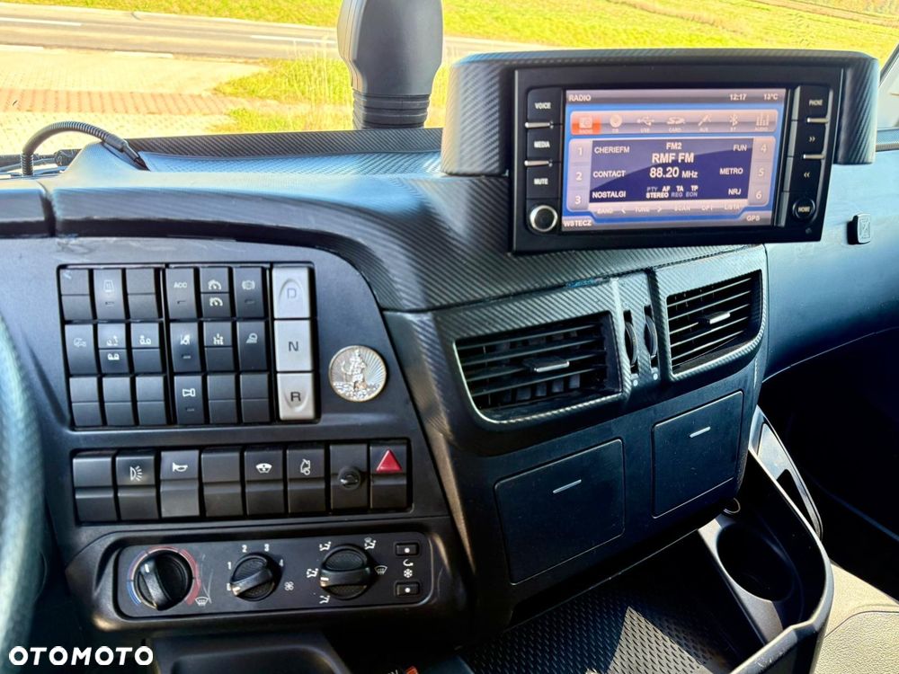 Iveco STRALIS 400 / FIRANKA / WINDA / 23 PALETY / 6X2 / OŚ PODNOSZONA / SKRĘTNA / AUTOMAT / NISKI PRZEBIEG / SPROWADZONY / 2017 ROK - 25
