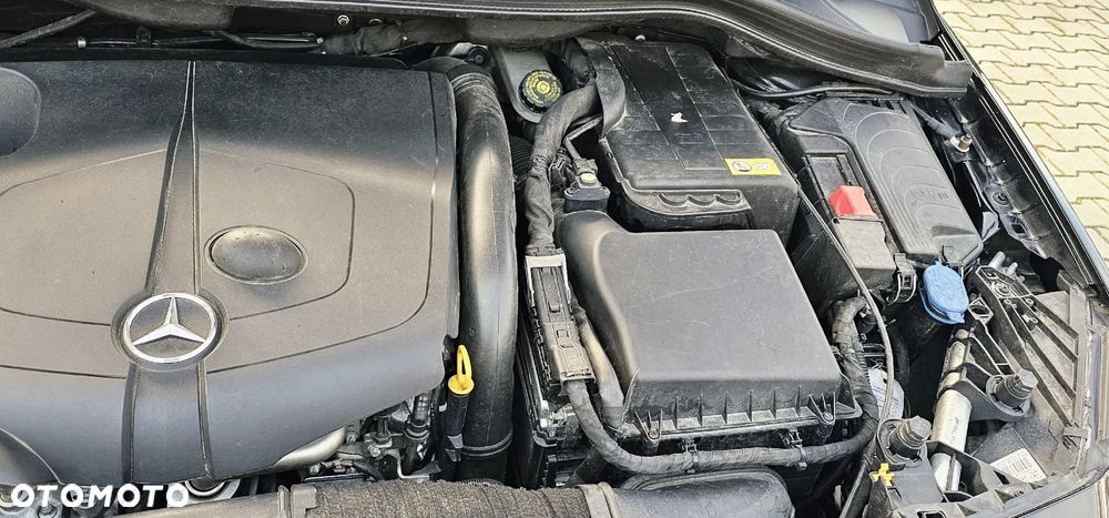 Mercedes-Benz Klasa B 180 d BlueEFFICIENCY Edition Style - 36
