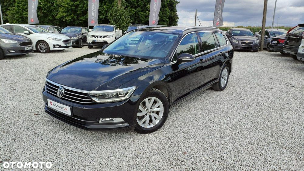 Volkswagen Passat - 10