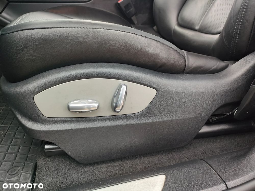 Porsche Macan S - 37