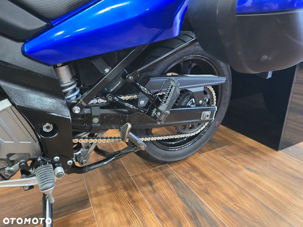Suzuki DL - 12
