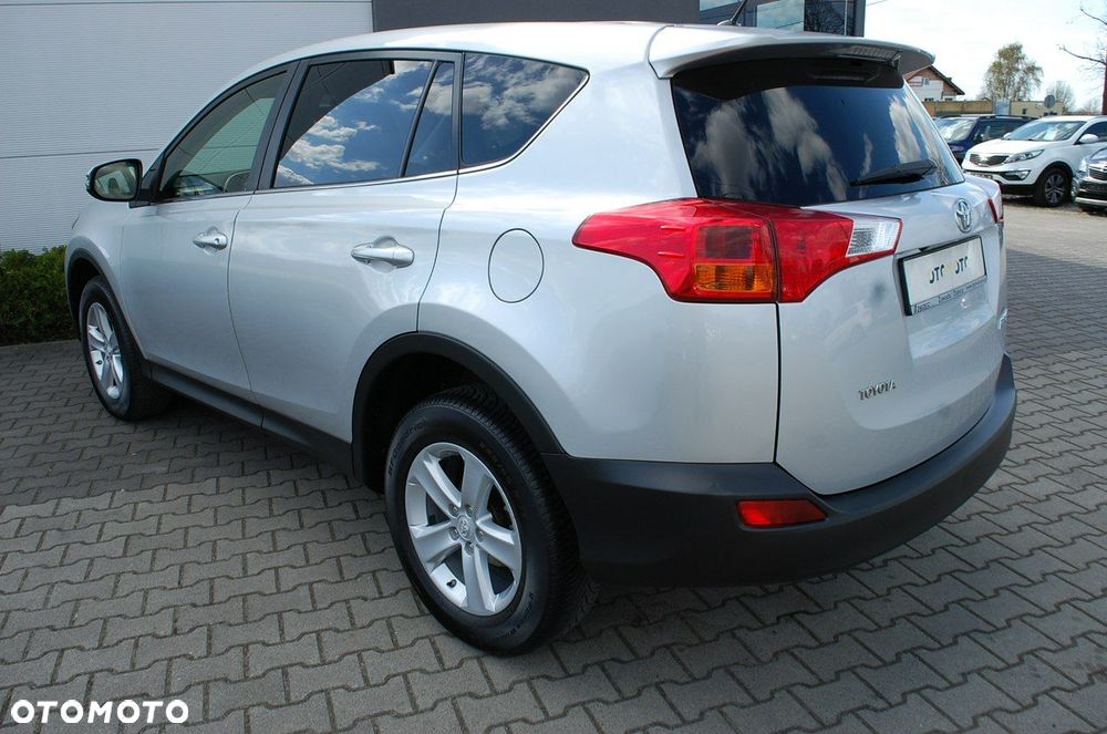 Toyota RAV4 - 3