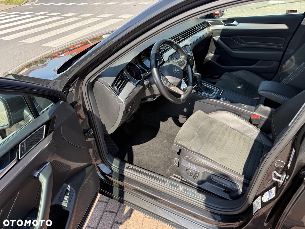 Volkswagen Passat 2.0 TDI SCR Highline DSG - 15