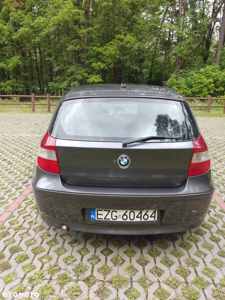BMW Seria 1 118d - 4