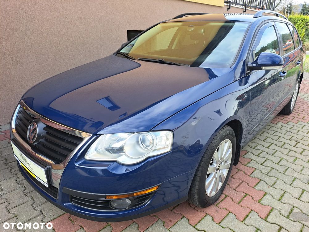 Volkswagen Passat - 16
