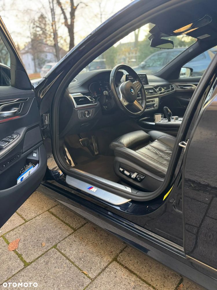 BMW Seria 7 740d xDrive - 10