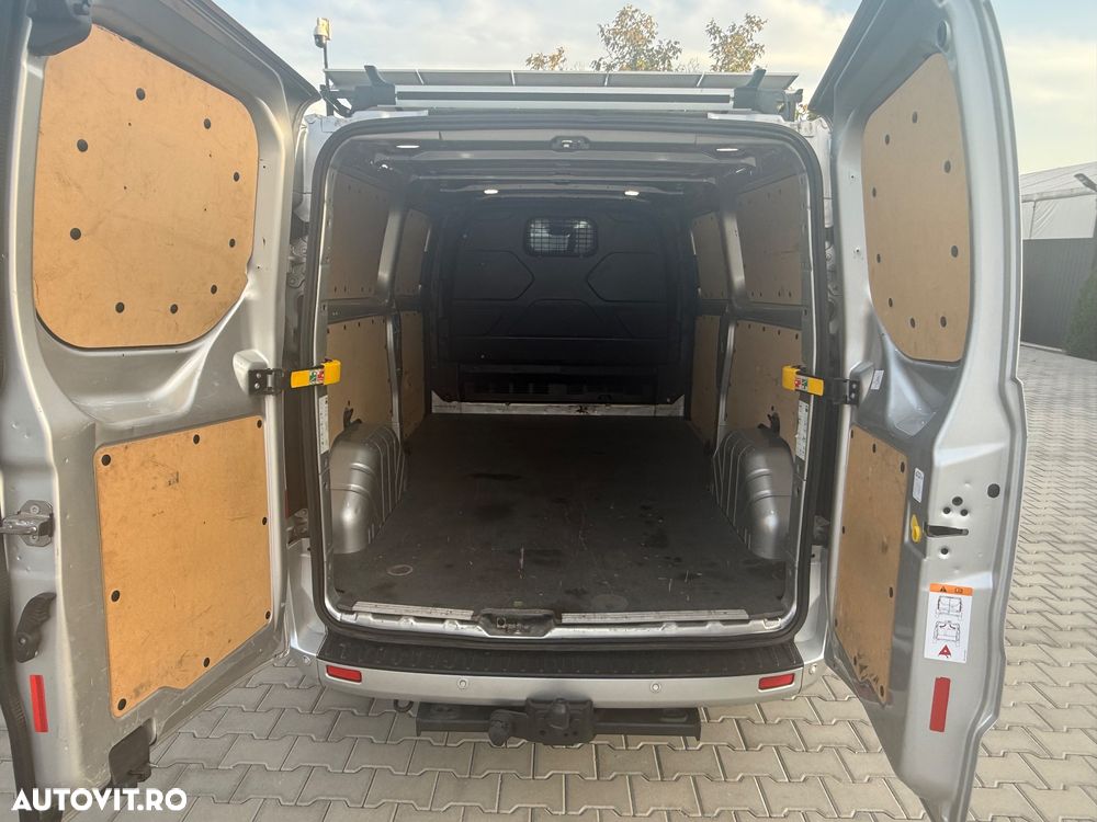 Ford Transit Custom - 13