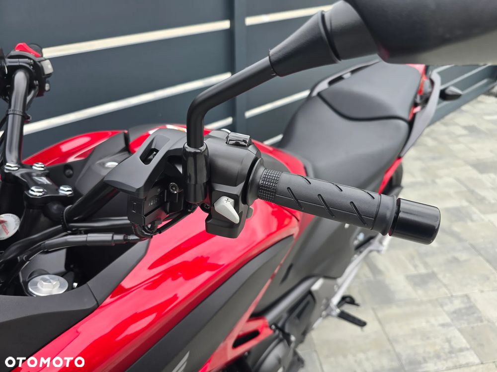 Honda NC - 25