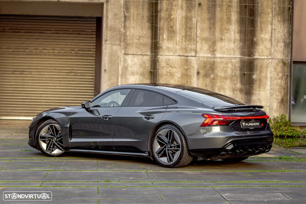 Audi e-tron GT quattro - 51