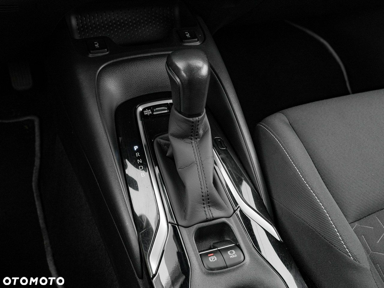 Toyota Corolla 1.8 Hybrid GPF Comfort - 19