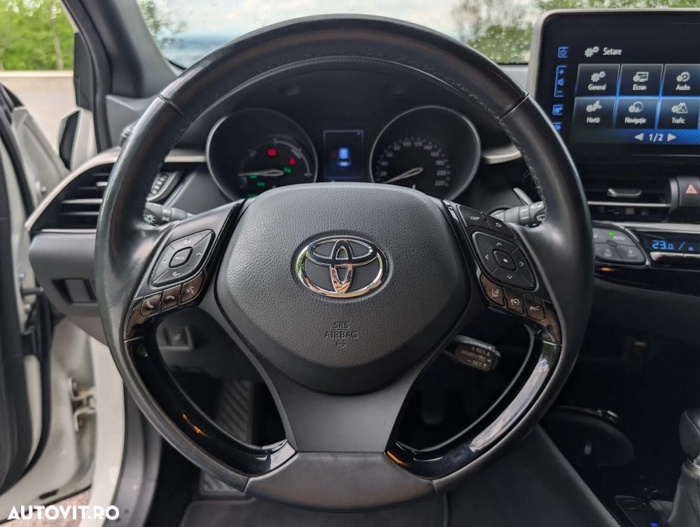 Toyota C-HR Lounge - 34