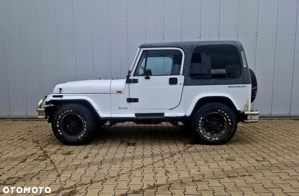 Jeep Wrangler - 9