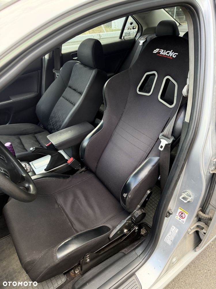 Honda Accord - 2