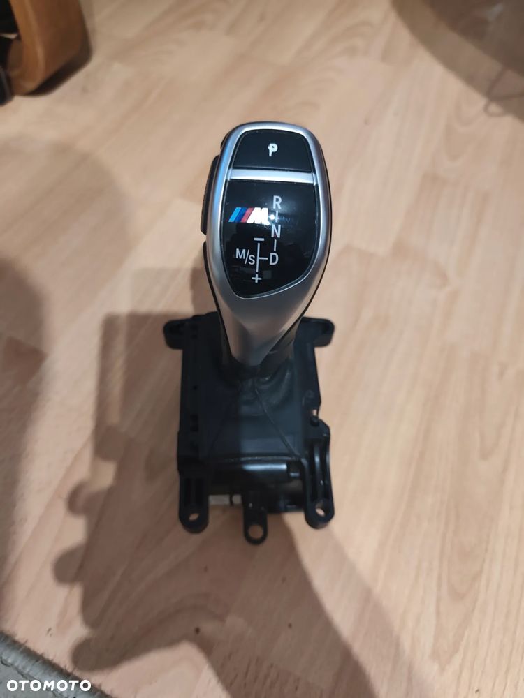 BMW F10 F11 F26 LEWAREK DŹWIGNIA ZMIANY BIEGÓW WYBIERAK 9296912 - 1