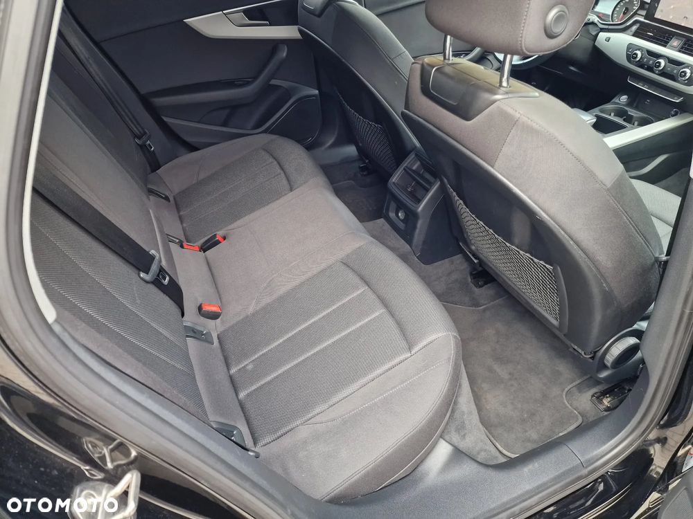 Audi A4 Avant 35 TDI S tronic - 15