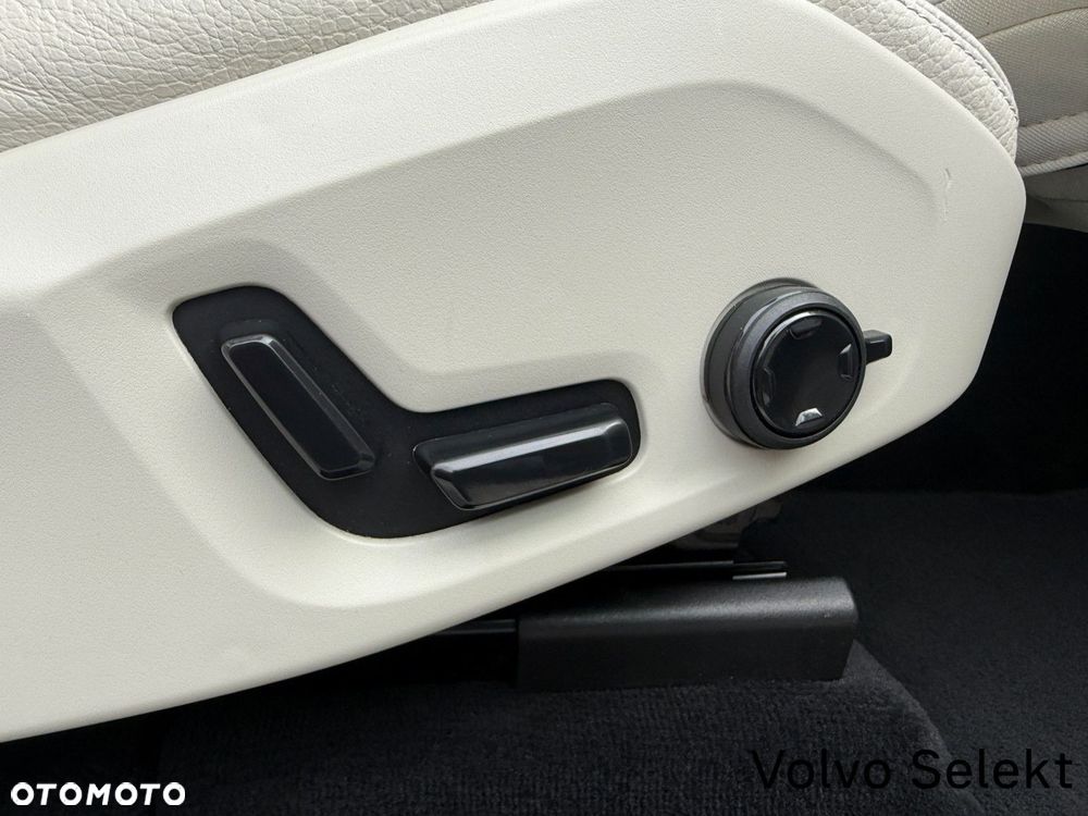 Volvo XC 60 - 38