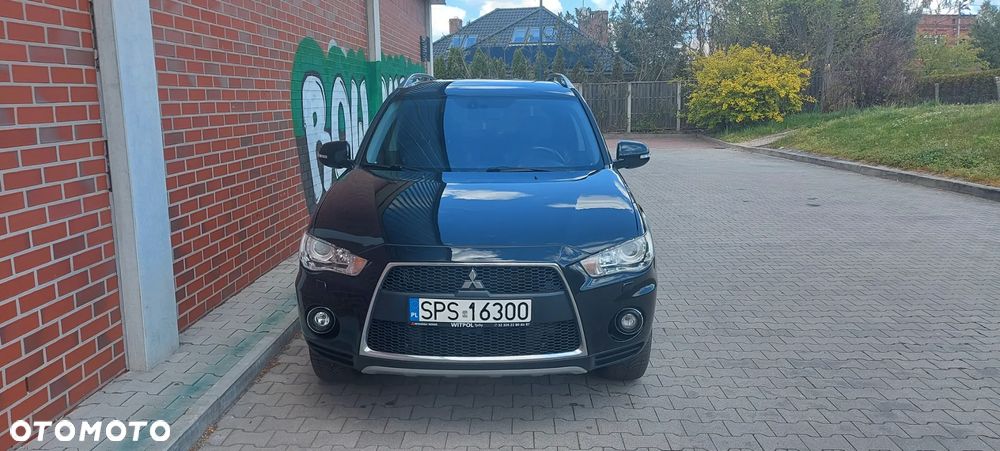 Mitsubishi Outlander 2.0 DID Intense + - 9